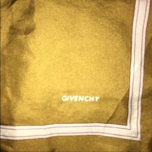 Givenchy silk for @ lauramarihuff